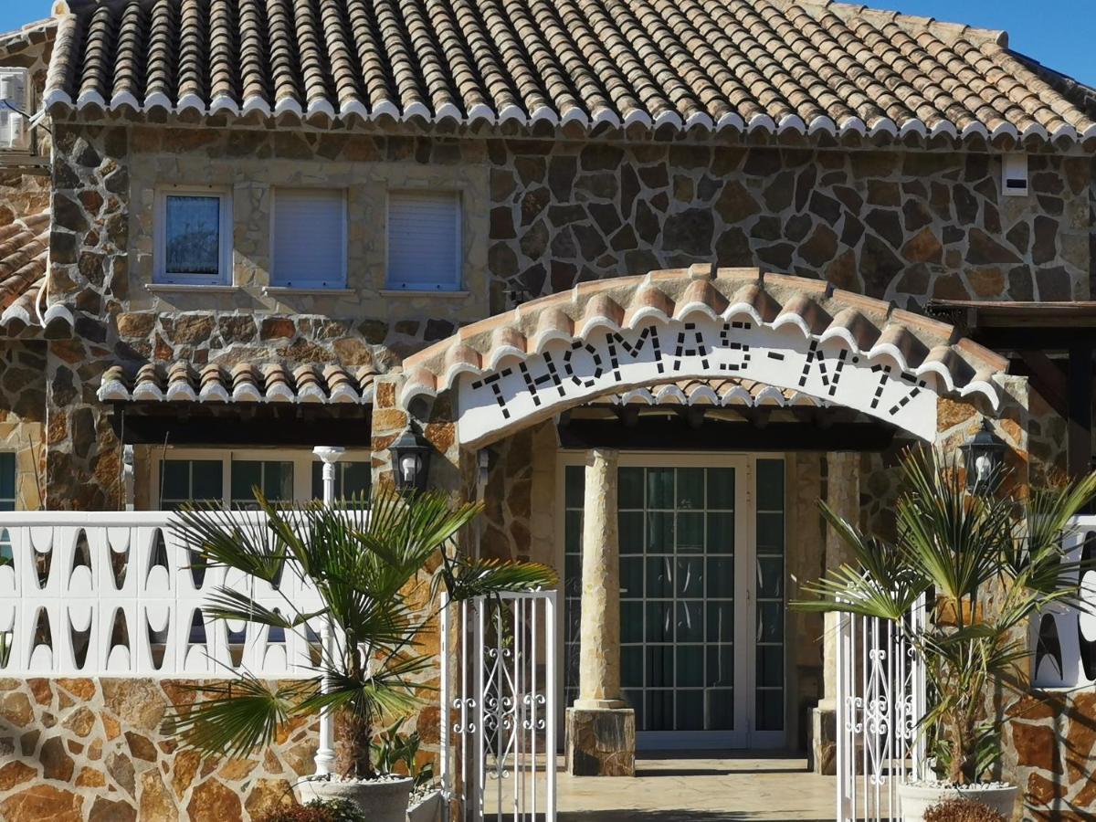 Residencia Thomas Lägenhet Els Poblets Exteriör bild